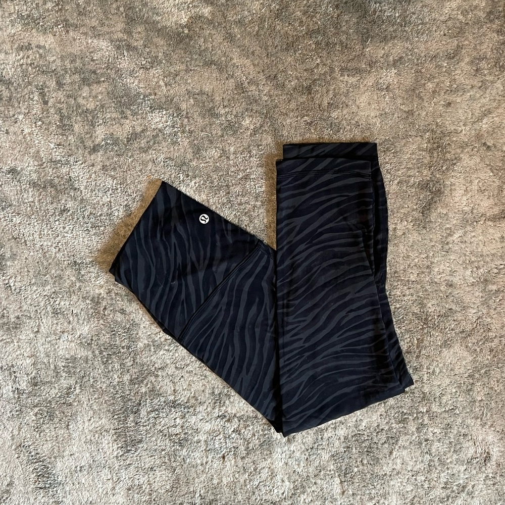 Lululemon zebra crop leggings